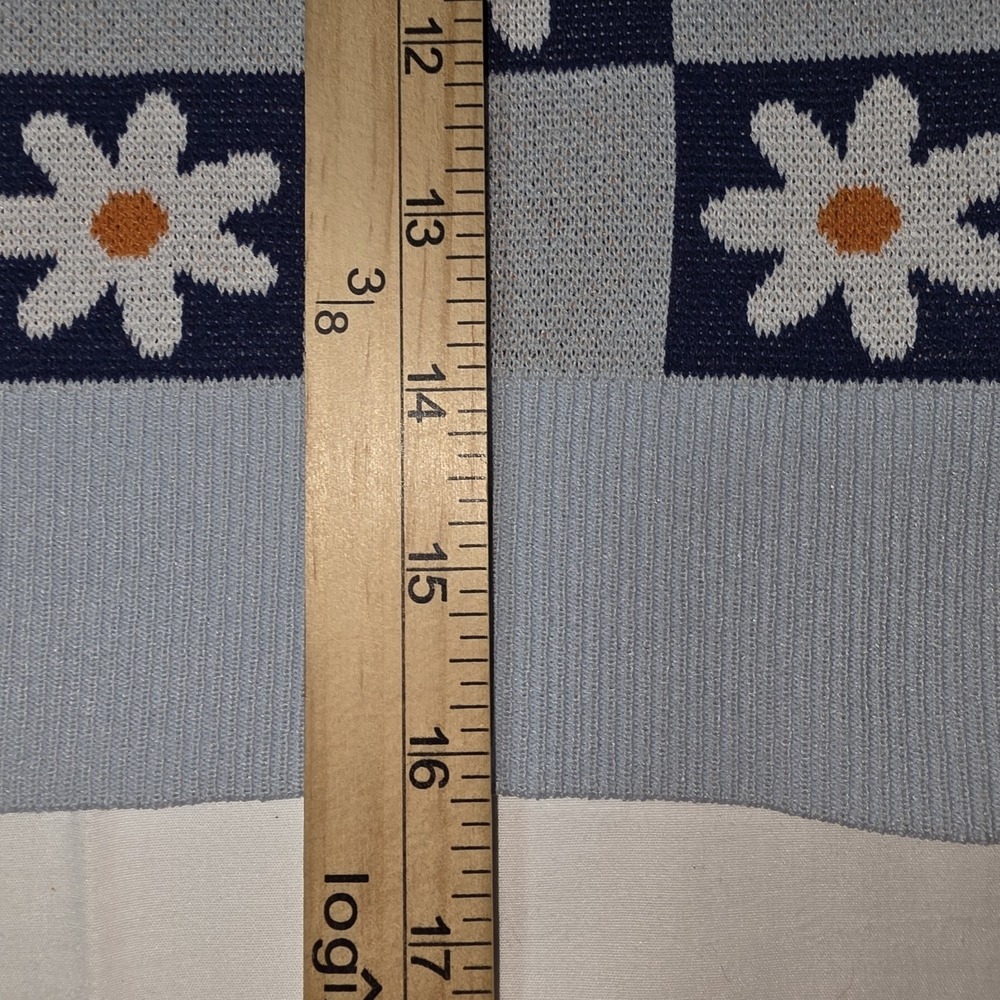 ZARA Women's Vest Size M Blue White Daisy Flower Cropped Knit - Picture 5 of 7
